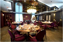 Một Hong Kong thu nhỏ trong không gian nhà hàng Hong Hua Ting