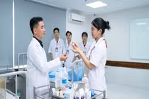 Đào tạo nhân lực ngành điều dưỡng: Cốt lõi là giỏi thực hành