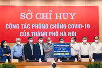 Techcombank trao tặng 15 tỷ hỗ trợ thủ đô Hà Nội chống dịch
