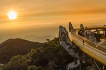 Cầu Vàng tại Bà Nà Hills được báo Anh bình chọn là kỳ quan mới của thế giới