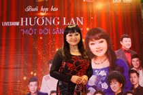 Hương Lan làm liveshow đầu tiên sau hơn nửa thế kỷ mang nghiệp cầm ca