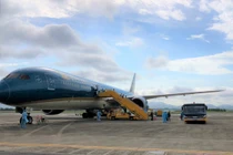 Vân Đồn đón khách từ Nhật theo quy trình khép kín ngoài nhà ga