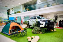 Nâng cấp trang bị, Toyota Hilux có làm nên chuyện ở phân khúc xe bán tải?