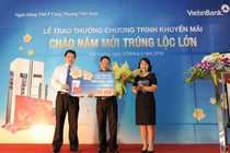 VietinBank trao giải Đặc biệt “Chào năm mới - Trúng lộc lớn”