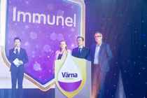 Nutifood Thụy Điển công bố sản phẩm Värna Colostrum với thành phần độc quyền từ Mỹ