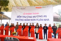 Người dân bản Mường An phấn khởi đón điểm trường mới