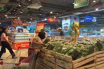 "Quay trúng thưởng 100%” mừng Vinmart tròn 1 tuổi