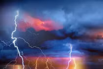 Top 7 lý giải gây sốc về nguồn gốc của sự sống 