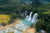 Top 14 thác nước đẹp nhất thế giới: Việt Nam cũng góp mặt! 