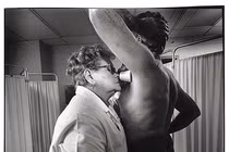 Những nghề “dị” nhất quả đất