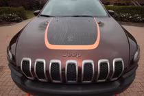 Xe thể thao mạo hiểm cực "dị" 