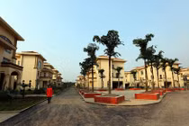 Đại gia bỏ 100 tỷ xây 69 villa tặng đồng hương