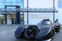 Siêu xe người dơi đấu giá khởi điểm 90.000 bảng Anh