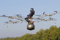 Trực thăng điện 18 cánh quạt đầu tiên thế giới cất cánh