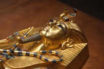 Lăng mộ vị vua nào chứa hơn 5.000 cổ vật vô giá? 