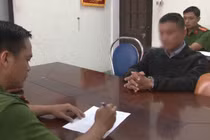 Giám đốc kêu gọi vốn để đánh bạc