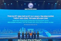 Thủ tướng Phạm Minh Chính trao quyết định công bố Quy hoạch tỉnh Bình Dương