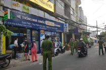 TP.HCM: Giá khẩu trang dùng 1 lần tăng lên 200.000 đồng/hộp