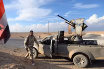 Chiến đấu cơ Syria không kích dữ dội IS gần al-Quaryatayn