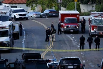 5 giờ đấu súng, thương thảo giữa kẻ tấn công với cảnh sát