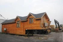 Người Trunq Quốc biến xe cũ thành “biệt thự di động“