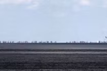 Phản ứng về việc tàu Mỹ tiến sát “đảo nhân tạo” Trung Quốc 