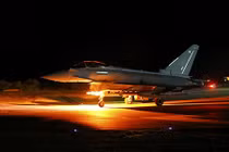 Chùm ảnh chiến đấu cơ Anh không kích IS ở Syria