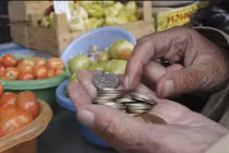 Dân nghèo lắm rồi, đừng thu thêm nữa!