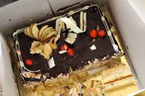 Chi tiết phân tích nguyên liệu bánh gatô Hồng Kông bốc mùi