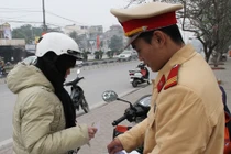 Chớ trì hoãn phạt người điều khiển xe không chính chủ