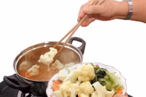 Thực phẩm “đồng phạm” với bệnh gút 