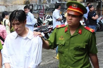 Người chồng tàn độc