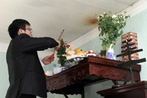 Thắp 3 nén hương có ý nghĩa gì?