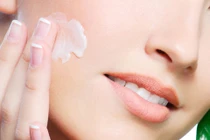 Tẩy da chết giúp da hô hấp tốt hơn