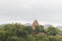 Ngỡ ngàng tháp Chăm