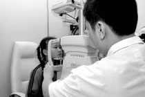 Trẻ em có được phẫu thuật cận thị?