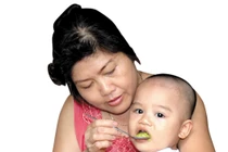 Có nên cho trẻ ăn dặm bằng cháo trắng tán nhuyễn?