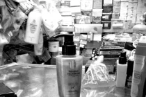 Nano vàng trong mỹ phẩm: Nhà phân phối phớt lờ trách nhiệm