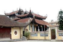 Phong thủy: Hóa giải nhà giáp lưng với chùa