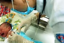 Tím tái sau sinh, cẩn thận trẻ bị bệnh thần kinh