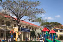 Khai trừ Đảng phụ huynh ép cô giáo quỳ xin lỗi