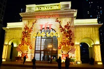 TTTM Hà Nội lộng lẫy, sáng bừng ngày giáp Tết Nguyên đán 2018