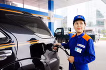 Giá xăng E5 giữ nguyên, tăng giá dầu từ 15h hôm nay