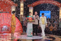 Thời đại hài nhảm: Cô gái chỉ hát đà đá đa lĩnh 100 triệu