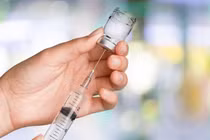 Lo khan vắcxin phòng dại, dân TPHCM đổ xô đi tiêm phòng dại 