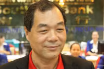 Cách đặt tên con có một không hai của bố mẹ ông Trầm Bê