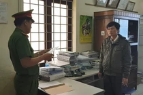 Kế toán trưởng Chi cục kiểm lâm “rút ruột” công quỹ