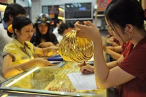 Tại sao nên mua vàng vào ngày vía Thần Tài?