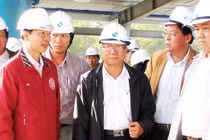 Cho thôi việc, cách chức 3 người thân nguyên Chủ tịch Gia Lai