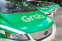 Tài xế Grab “đuổi” khách có con nhỏ xuống đường giữa trời mưa